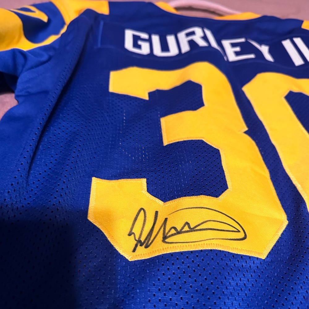 Signed Rams Jersey Gurley - Picture 2 of 7